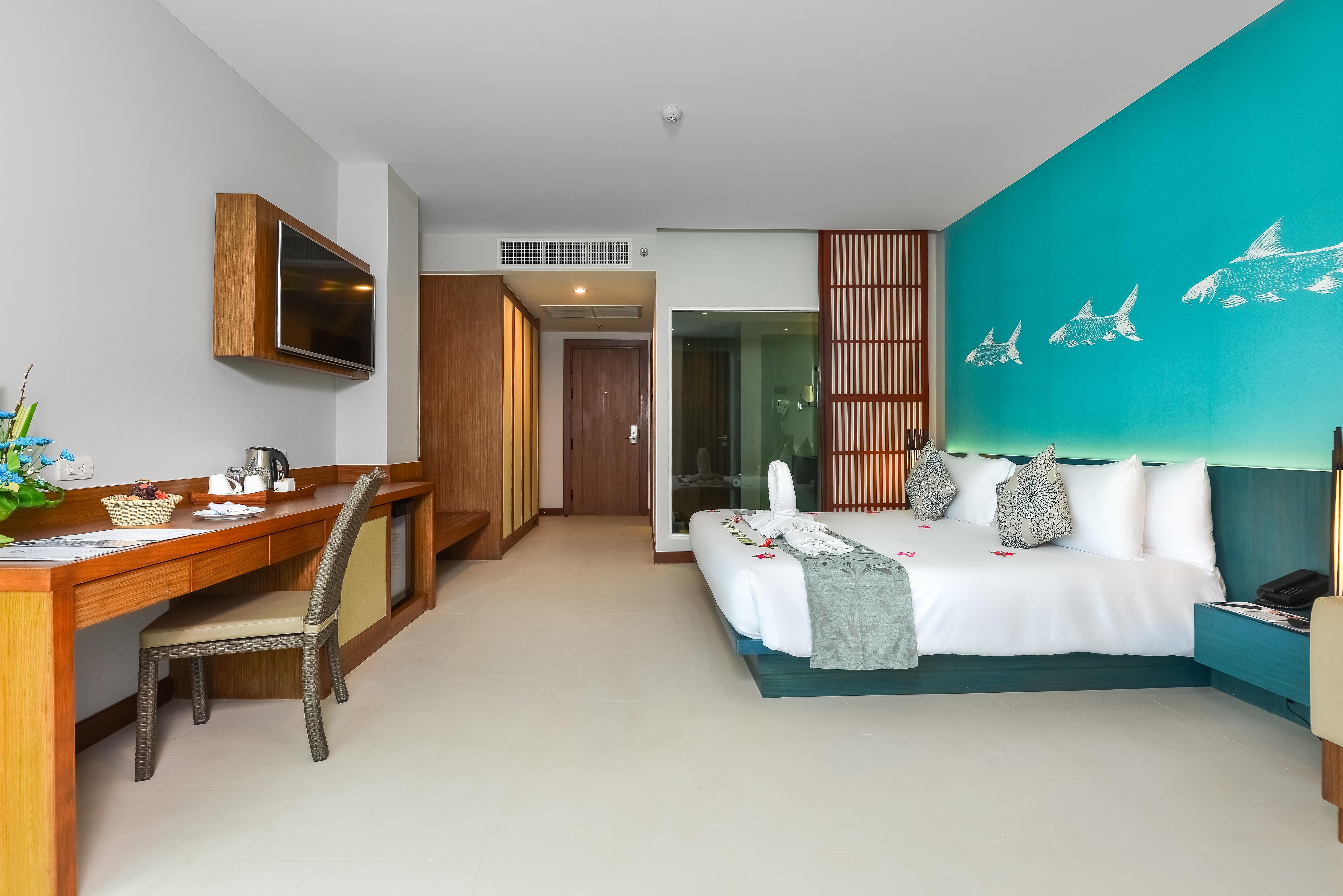 Fishermens Harbour Urban Resort - Sha Extra Plus Patong Exterior photo