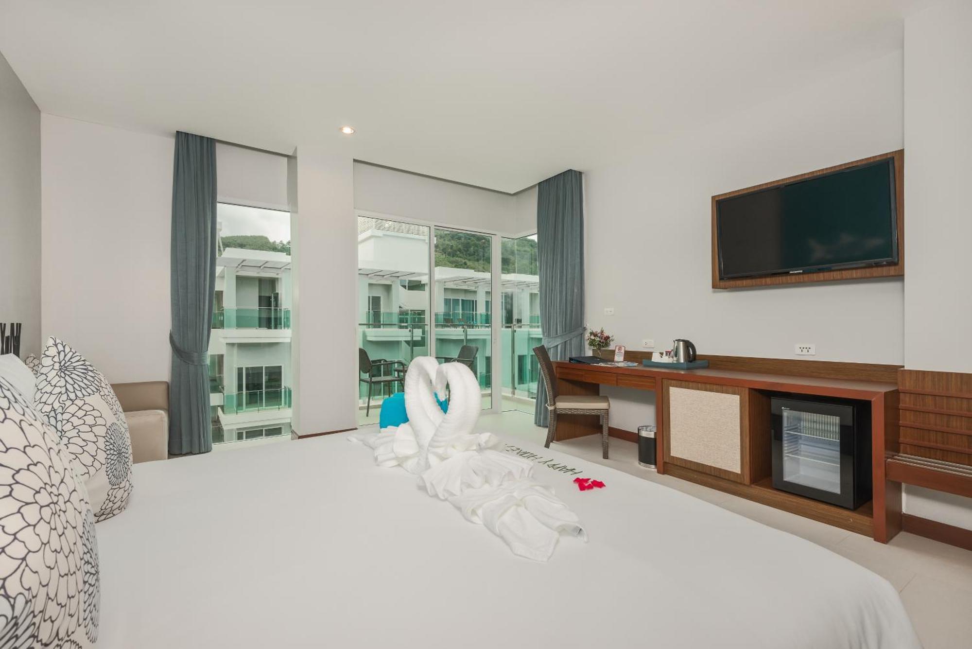 Fishermens Harbour Urban Resort - Sha Extra Plus Patong Exterior photo